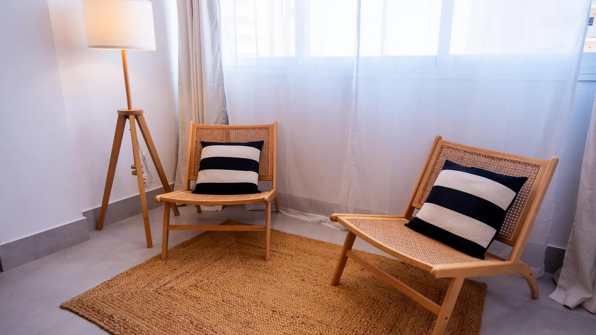 Bright Apartment With Views 3 Bedrooms 2 Bathrooms Malaga