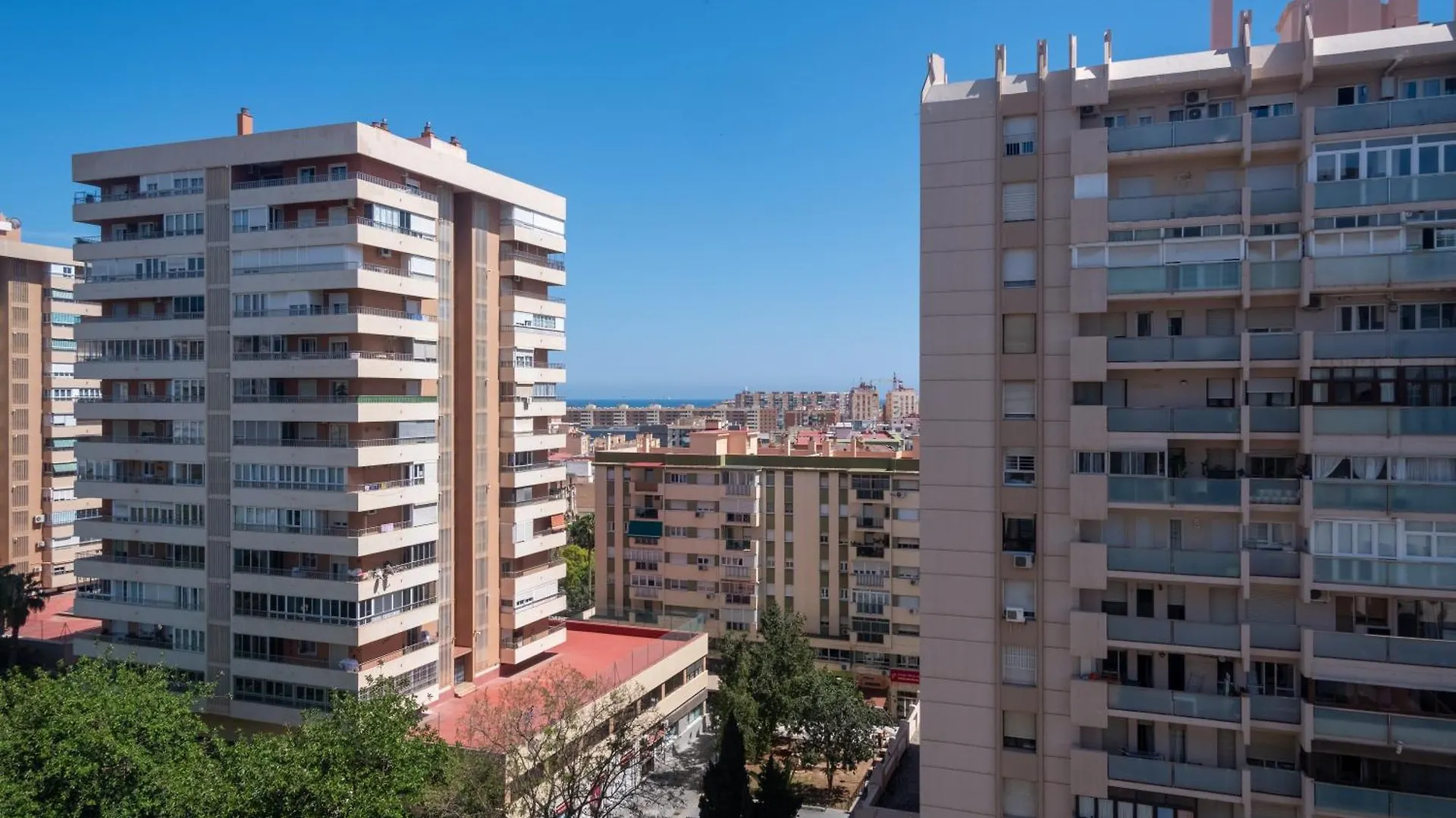 Bright Apartment With Views 3 Bedrooms 2 Bathrooms Малага Испания